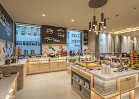 Hampton by Hilton Frankfurt Airport 5