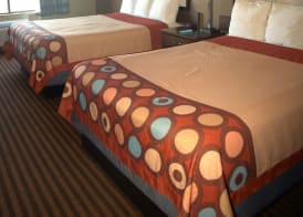 Super 8 by Wyndham Portage 5