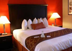 Best Western Plus Dragon Gate Inn 4