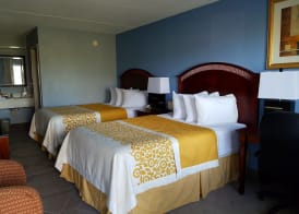 Days Inn by Wyndham Richmond 4