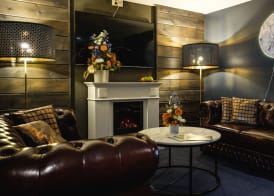 Hotel Golden Circle Suites 2