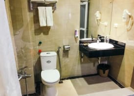 Hoàng Gia Hotel -150 Nghi Tàm HN - by BAY LUXURY 2
