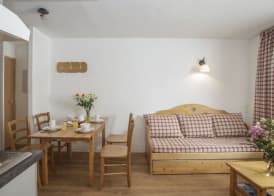 Apartment Rond Point des Pistes - Val Claret-2 by Interhome 4