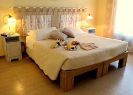 Eremes Rooms & Apartments 3