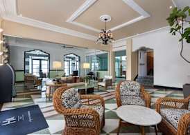 Roami at Hotel Astor 2