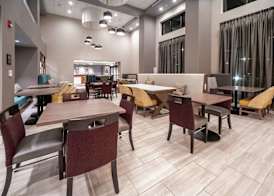 Hampton Inn & Suites Santa Maria 5