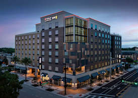 Hilton Garden Inn Orlando Downtown 2