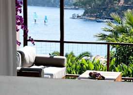 HILLSIDE BEACH CLUB 5