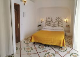 Hotel Dimora Fornillo 5