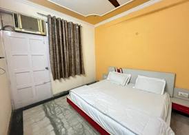 Roomshala Hotel Blue Inn Noida Sector 51 4