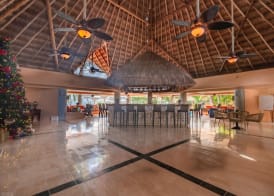 Puerto Aventuras Hotel & Beach Club 2