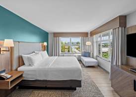 Holiday Inn & Suites SURREY EAST - CLOVERDALE by IHG 5