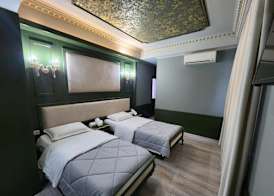 Hotel Lotus 4