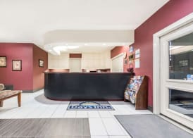 Days Inn by Wyndham Bryan College Station 2
