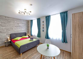 T House 2
