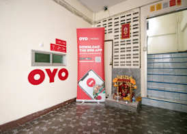 OYO 525 MRT Phetkasem 48 -1 Place 4