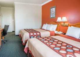 Super 8 by Wyndham Brookshire TX 4