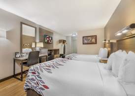 Red Roof Inn Erie – I-90 4