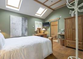 Stable Lodge - Boutique Bed & Breakfast 5