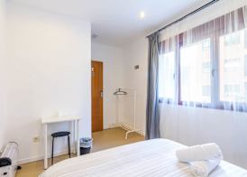 AYZ Javier Cabrini - Auto check-in property 4