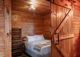 Knysna Lodge - Self Catering Unit with Woodfired Hot Tub 2