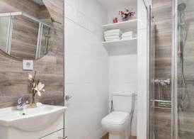 NC APARTMENT 4