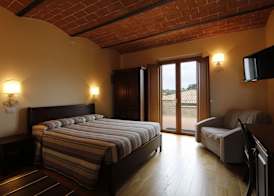 Agriturismo Poggio Al Tufo 4