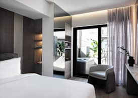 Nur Edge Aparthotel - Acropolis Skyline 3