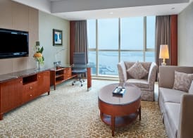 Crowne Plaza ZHENJIANG by IHG 5