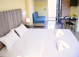 Eden Beach Hotel 3