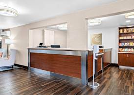 Comfort Inn University 3