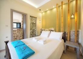 Villa Cretan View with Heated Swimming Pool 4