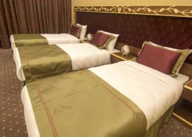 MB Deluxe Hotel 5