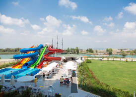 Water Side Resort & Spa 3