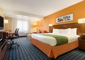 Country Inn & Suites by Radisson, Phoenix Airport, AZ 5