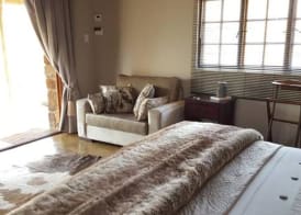Waterside Cottages & Villas - Self Catering 5