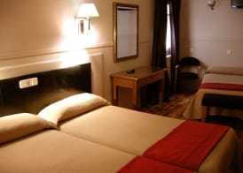 Hostal Canovas 5