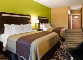 Best Western Plus Kenedy Inn 4