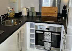Oceanview Gem in Southampton 3