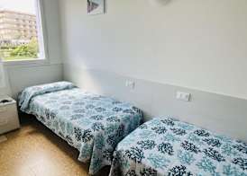 Cozy apartment facing the sea 3