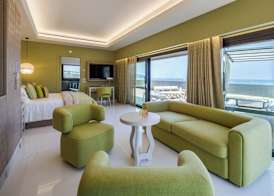 Cala Beach Resort 4