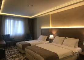 Atro Hotel 5