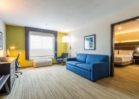 Holiday Inn Express & Suites HEARNE by IHG 3
