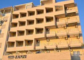 Hotel Zanzi 2
