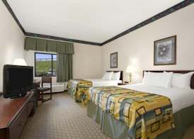 Baymont by Wyndham Corbin 5