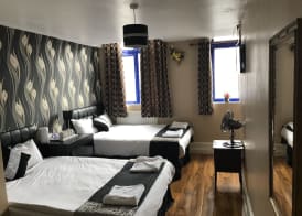 Pacific Inn London Heathrow 4