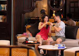 MAY DE VILLE Crown Hotel 2