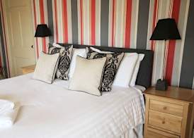 Royal Oak Inn 3