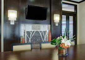 Hilton Garden Inn Seattle/Bothell 2