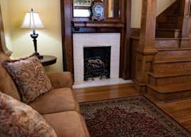 Elk River Hotel 4